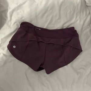 Lululemon Speed Up shorts 2.5 in